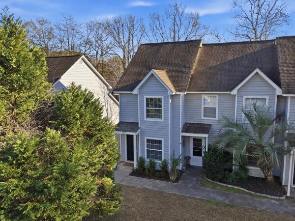 1672 Hunters Run Drive