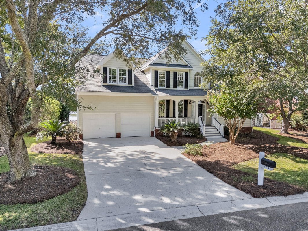 179 Oak Point Landing Drive