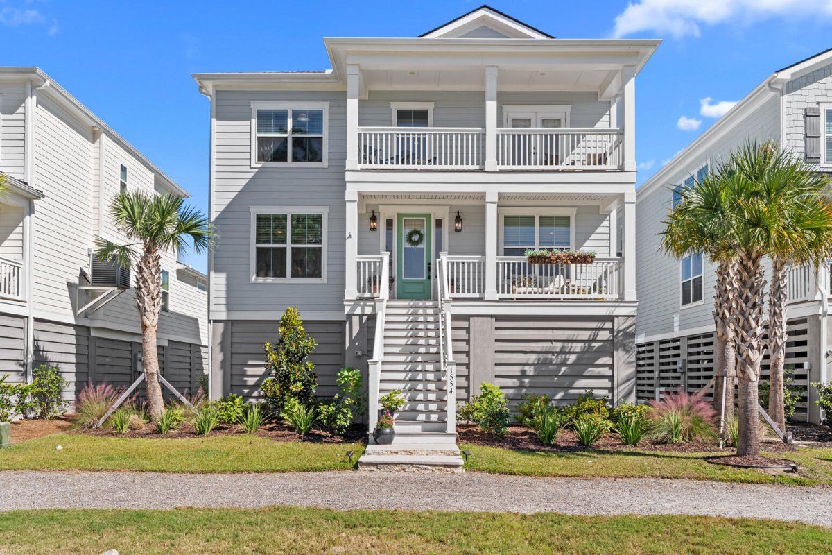 1554 N Lakeshore Drive