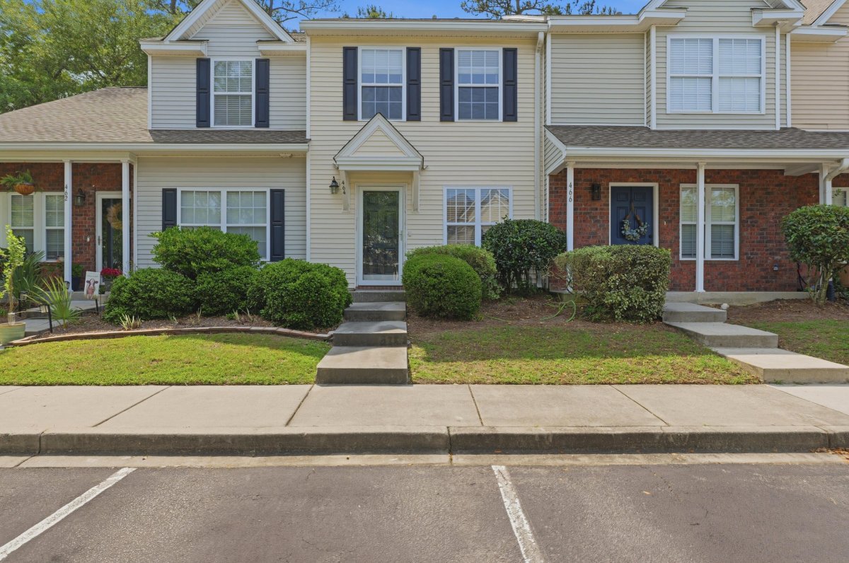 464 Doane Way
