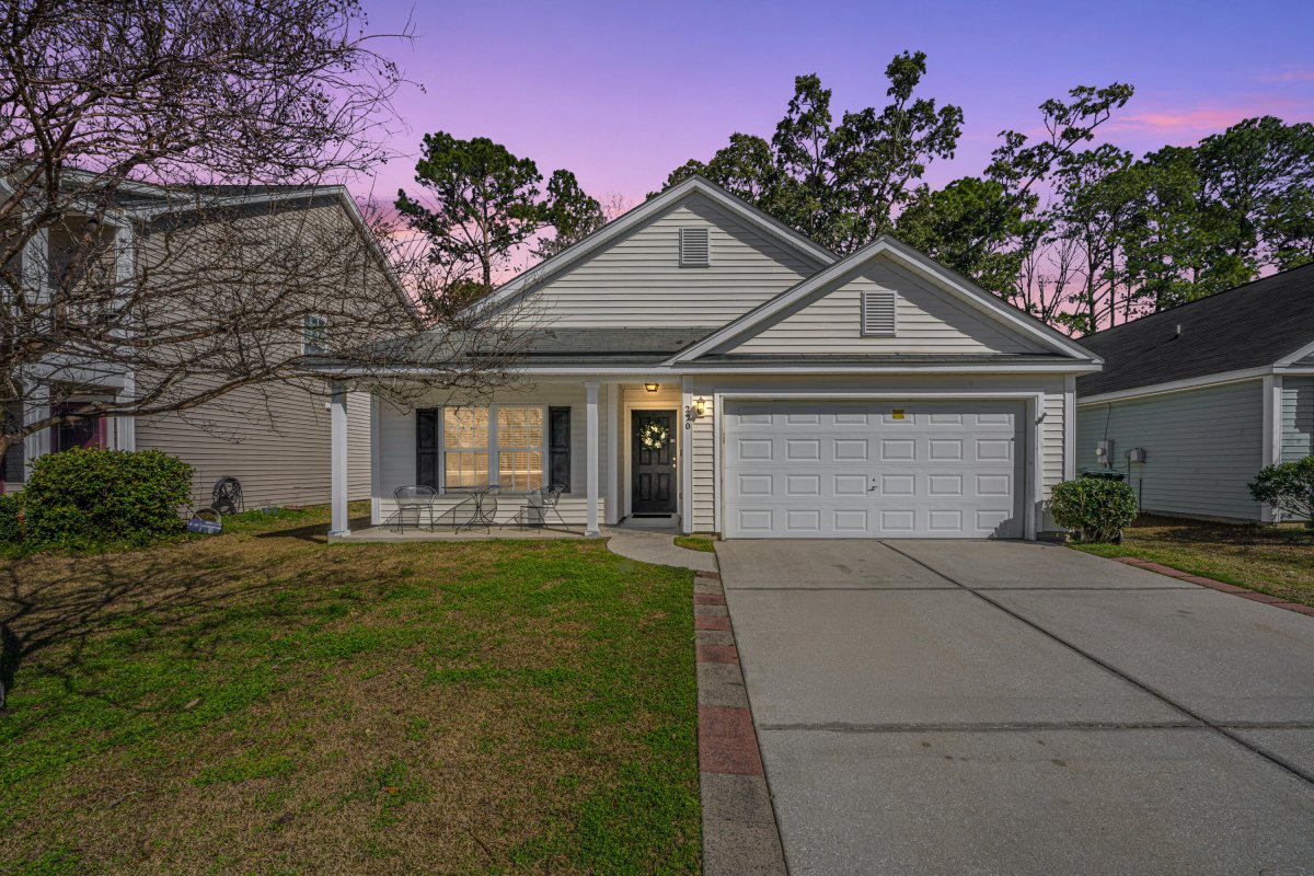 220 Wildberry Lane