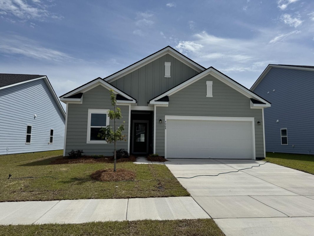4008 Lemon Grass Lane