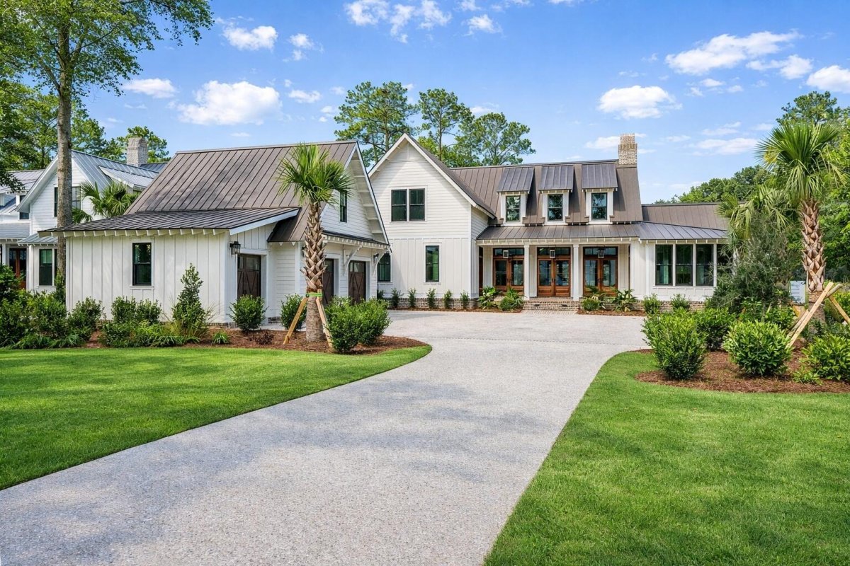 114 Peninsula Drive