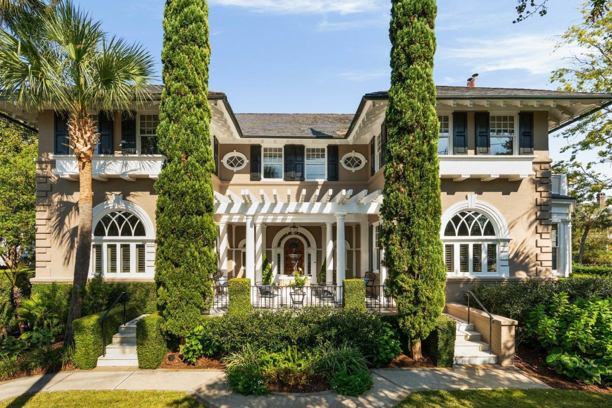 22 Rutledge Avenue