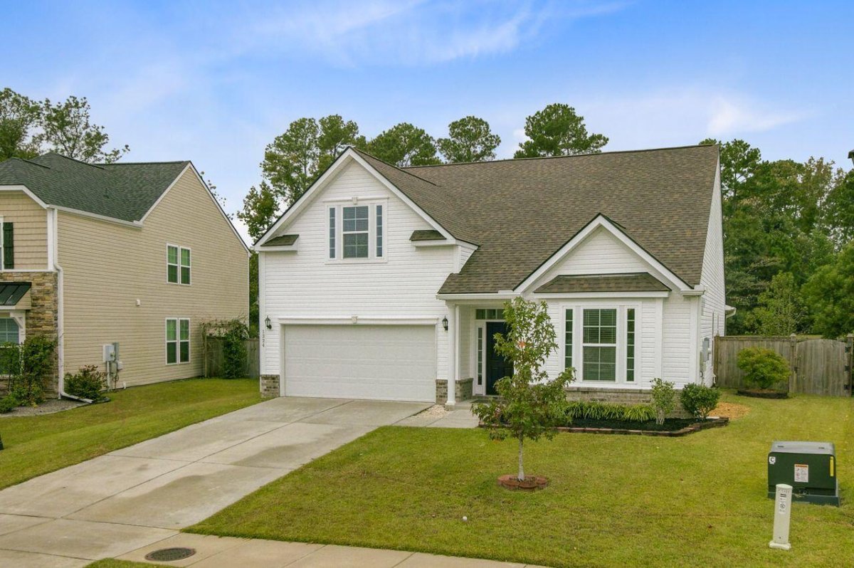 1324 Hermitage Lane