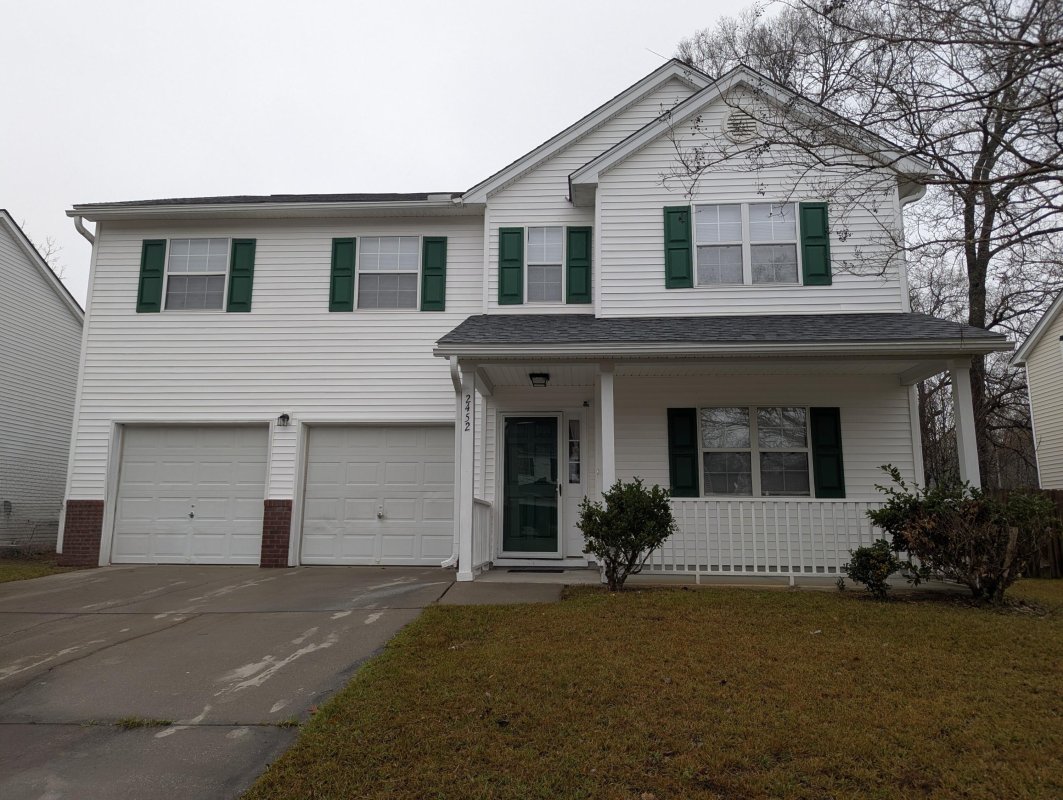 2452 Melville Road
