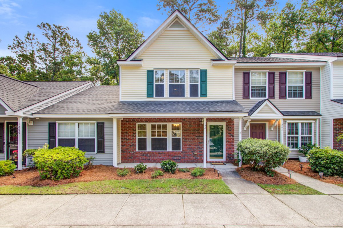 1201 Pine Bluff Drive