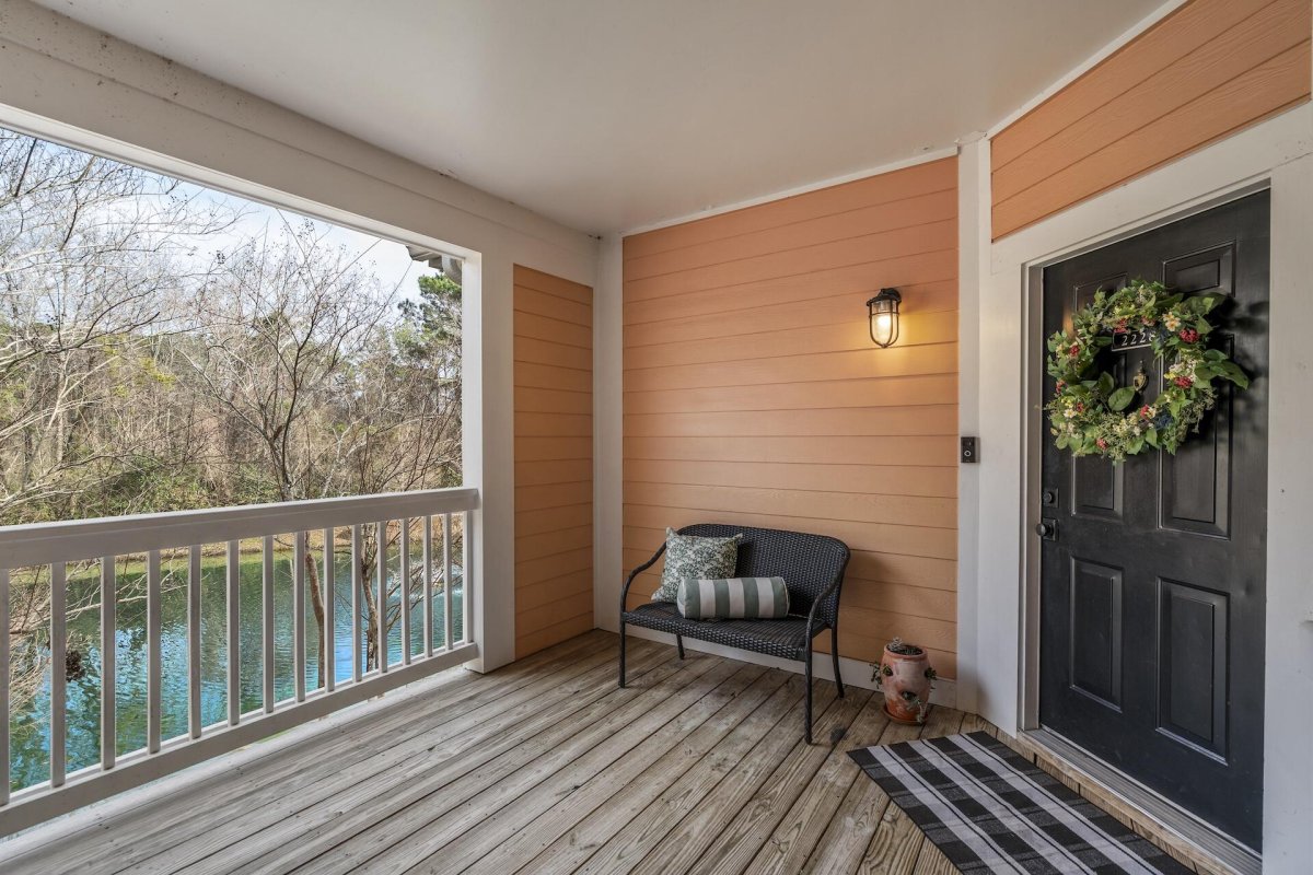 2228 Chatelain Way