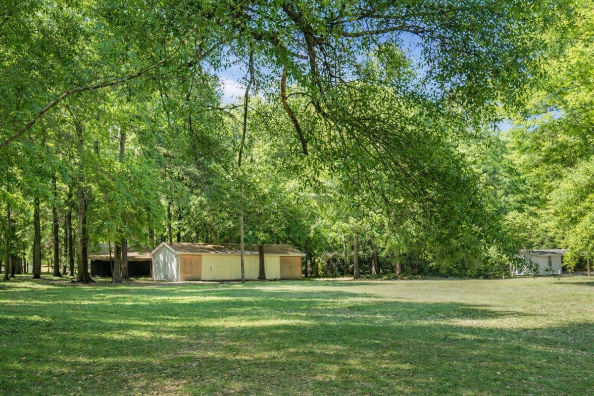 1307 Cooper Lane