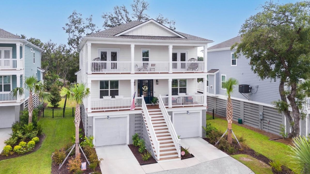 1684 Farmers Way