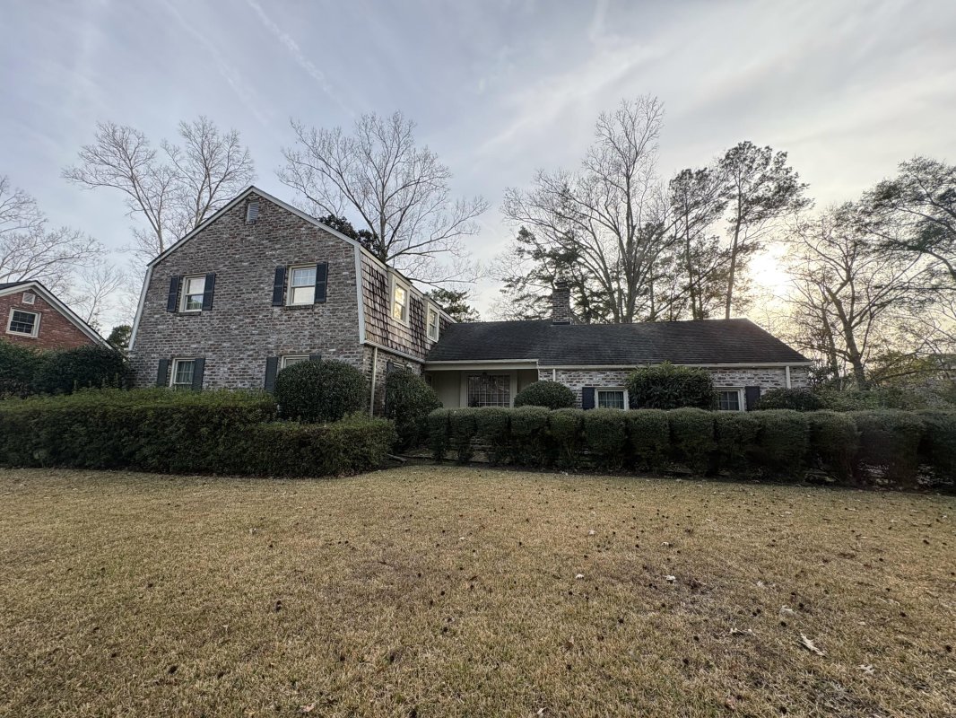 104 Lakeview Drive