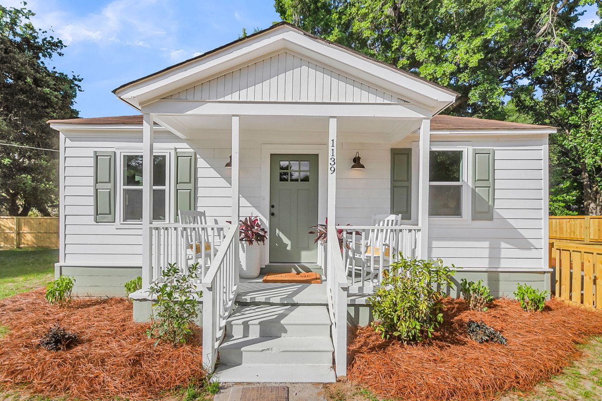 1139 Greenhill Road