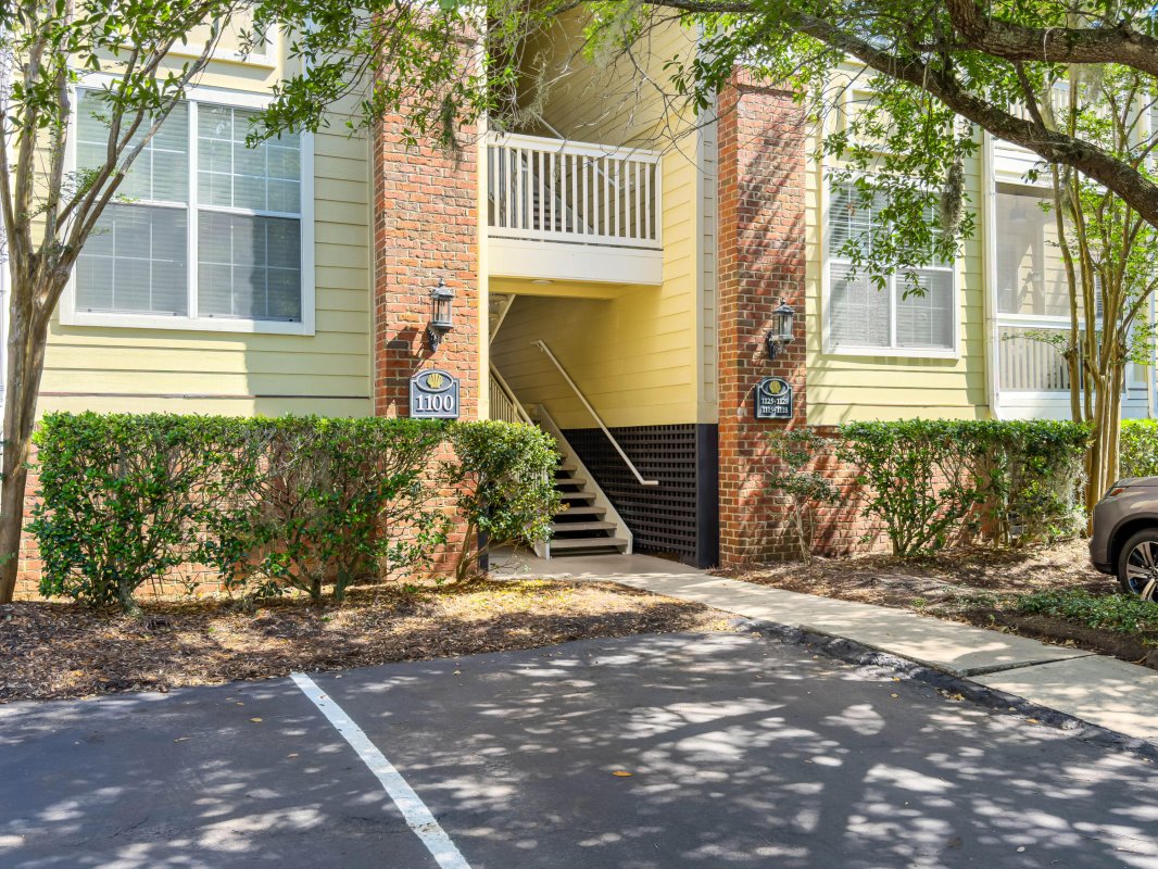 1600 Long Grove Drive 1127