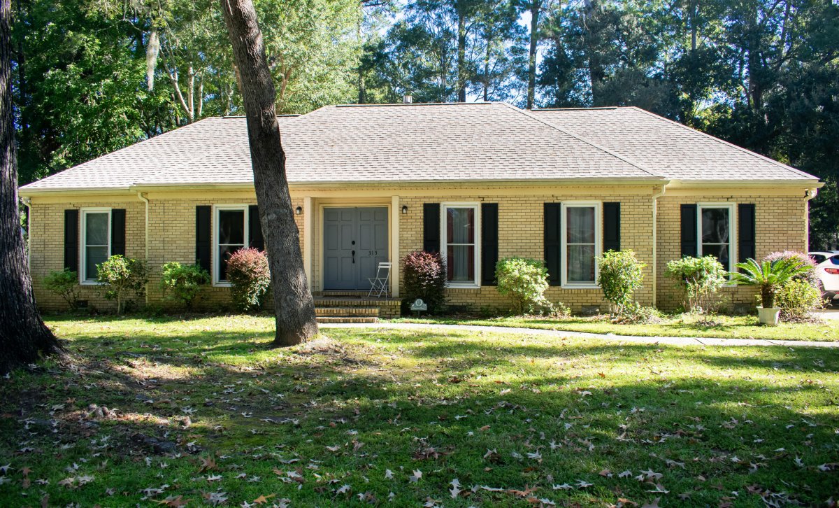 315 Shaftesbury Lane