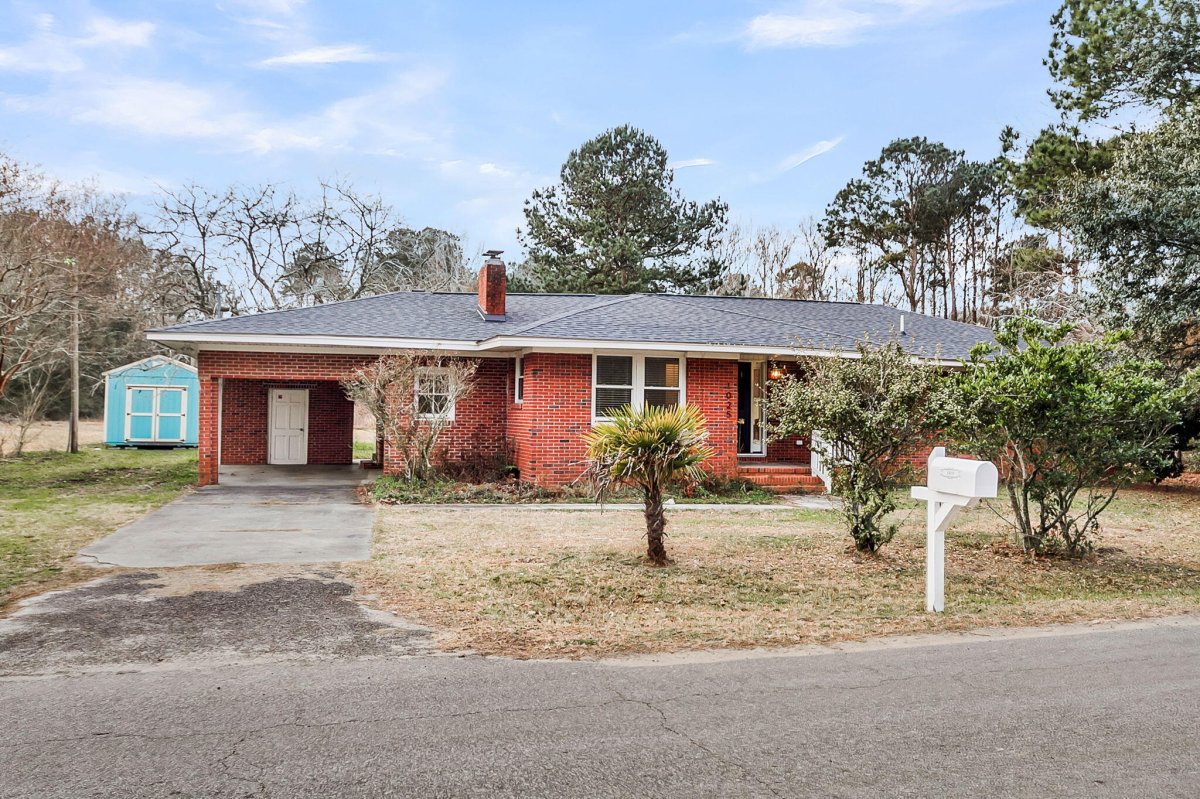 1025 Manigault Drive