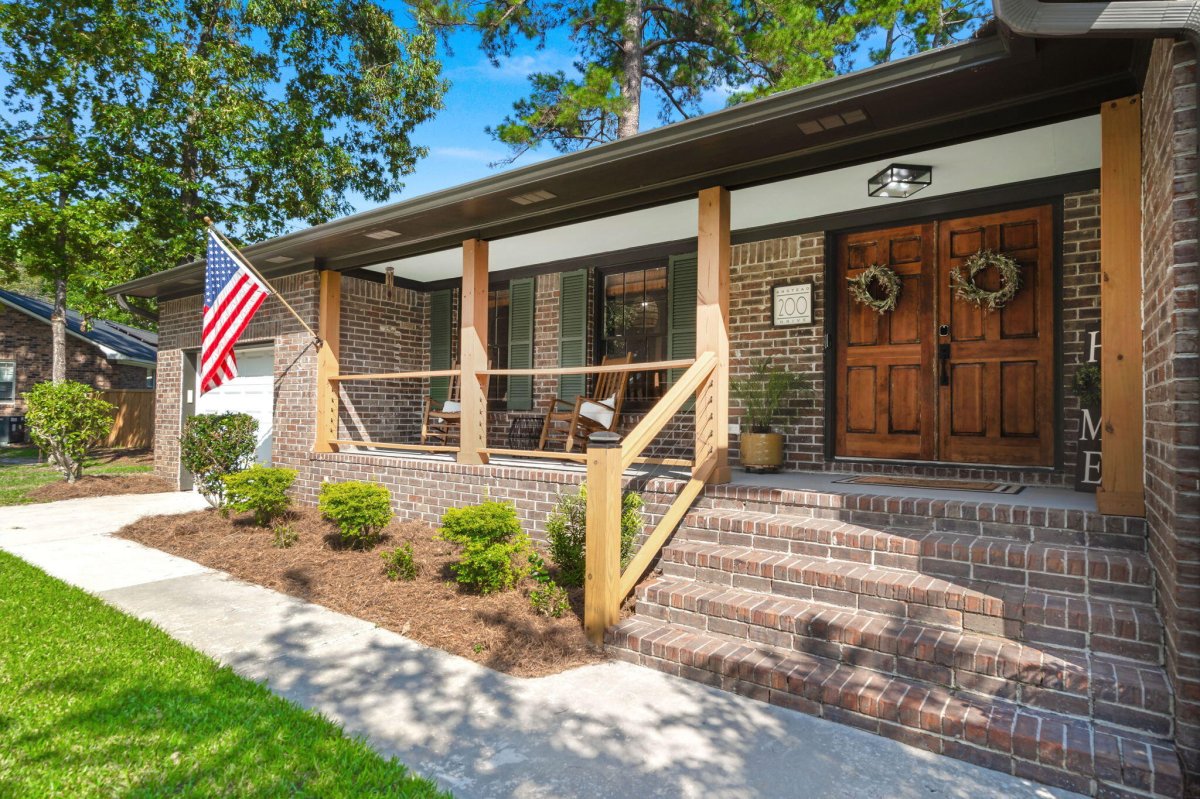 200 Anstead Drive