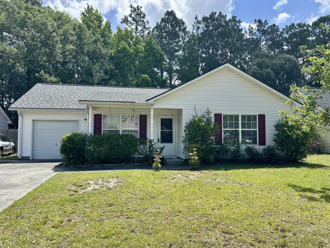 142 Paddock Way
