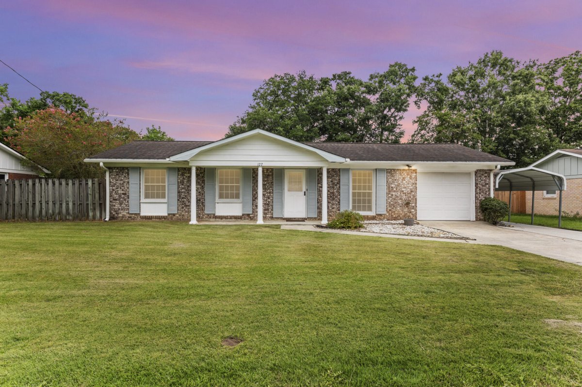 127 Clarine Drive