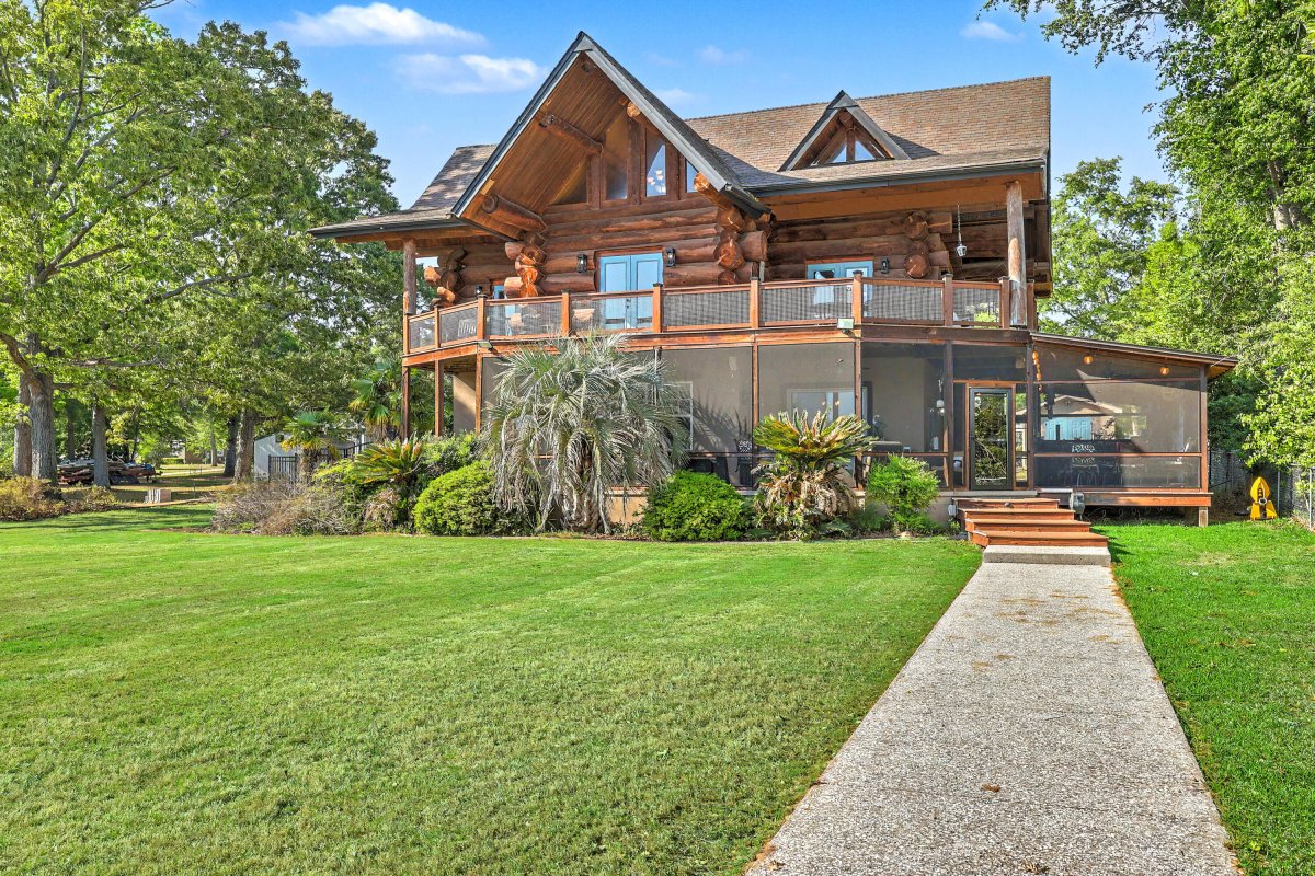1537 Litzler Drive