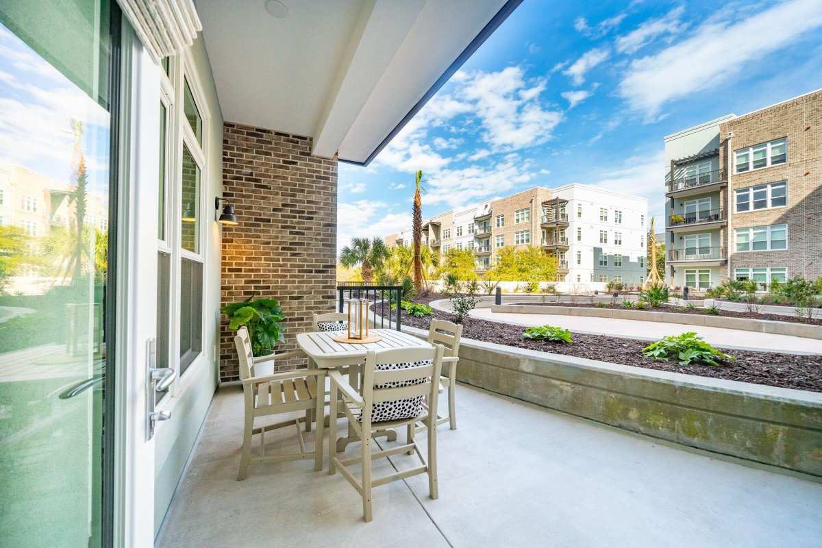 145 Pier View Street 114
