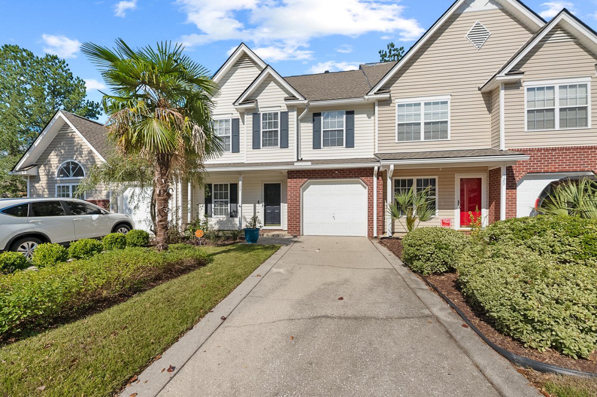 122 Greyson Circle