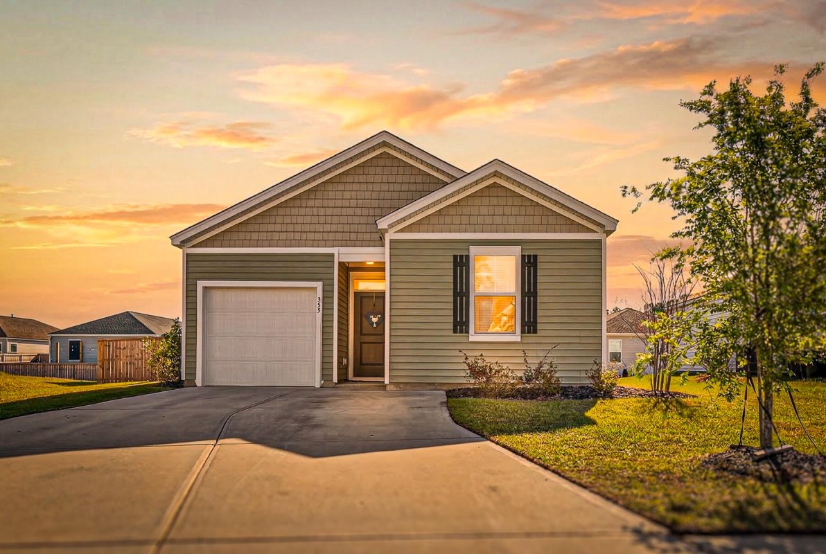 355 Feldspar Lane