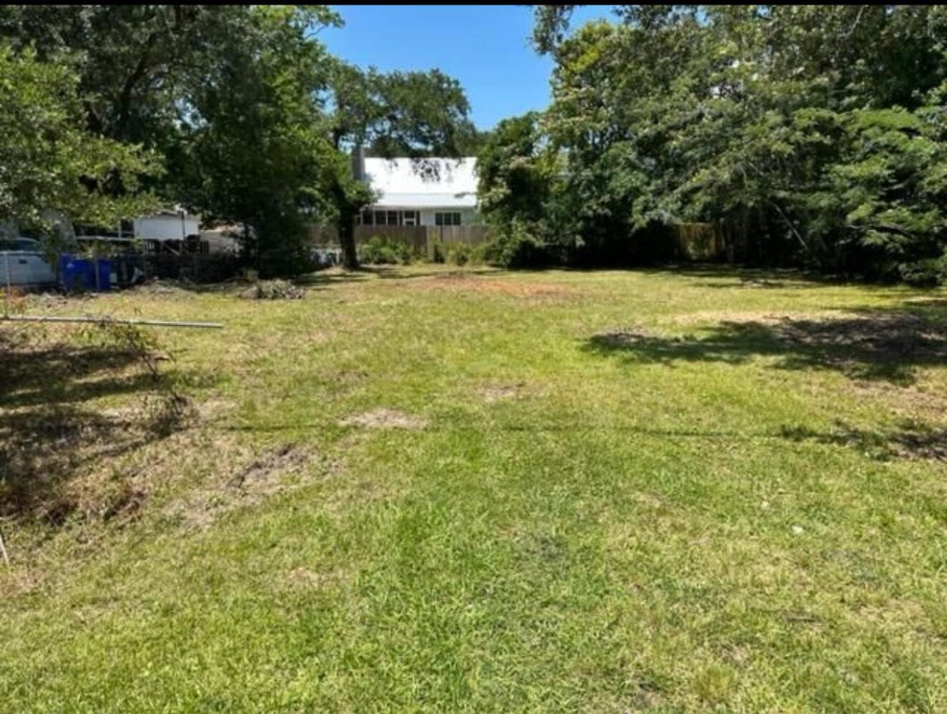 2182 Gulf Drive