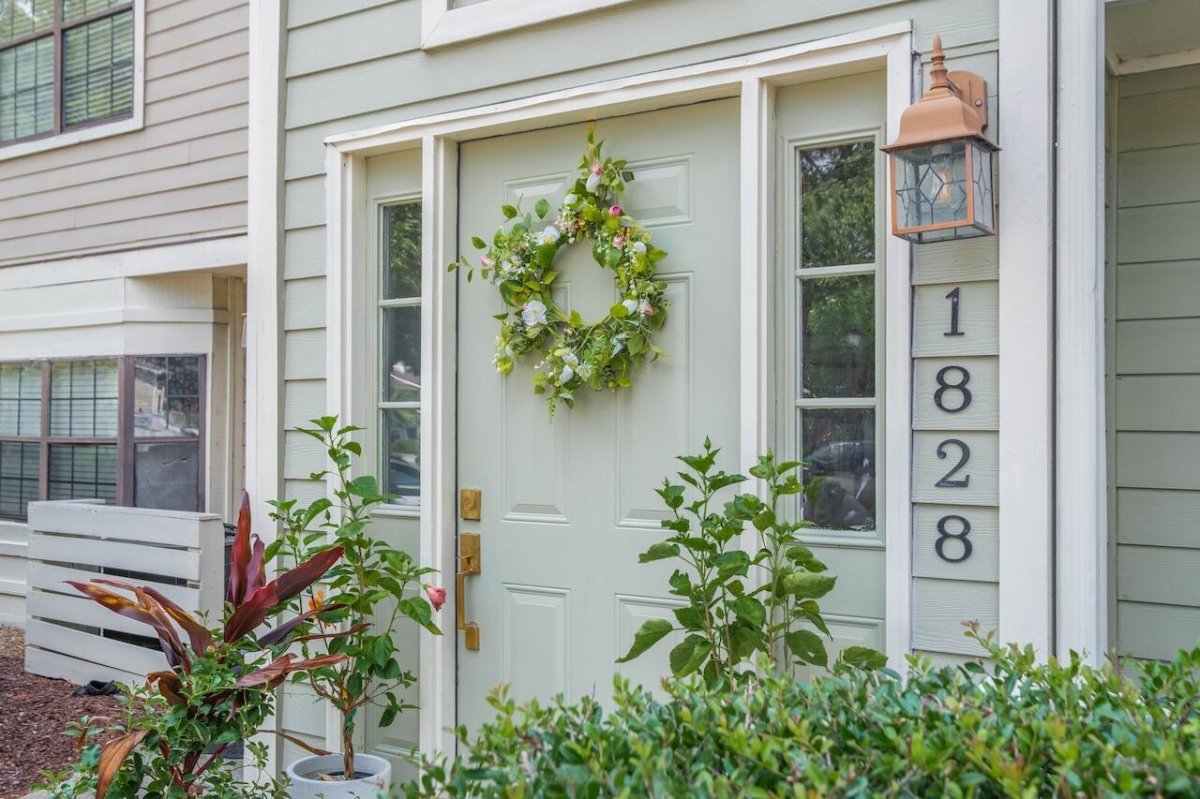 1828 Belle Chez