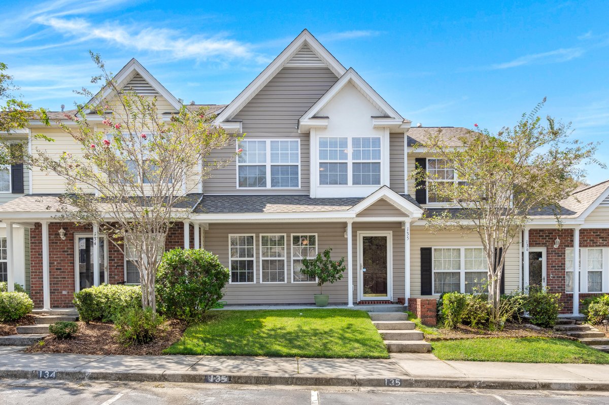 135 Brockman Way