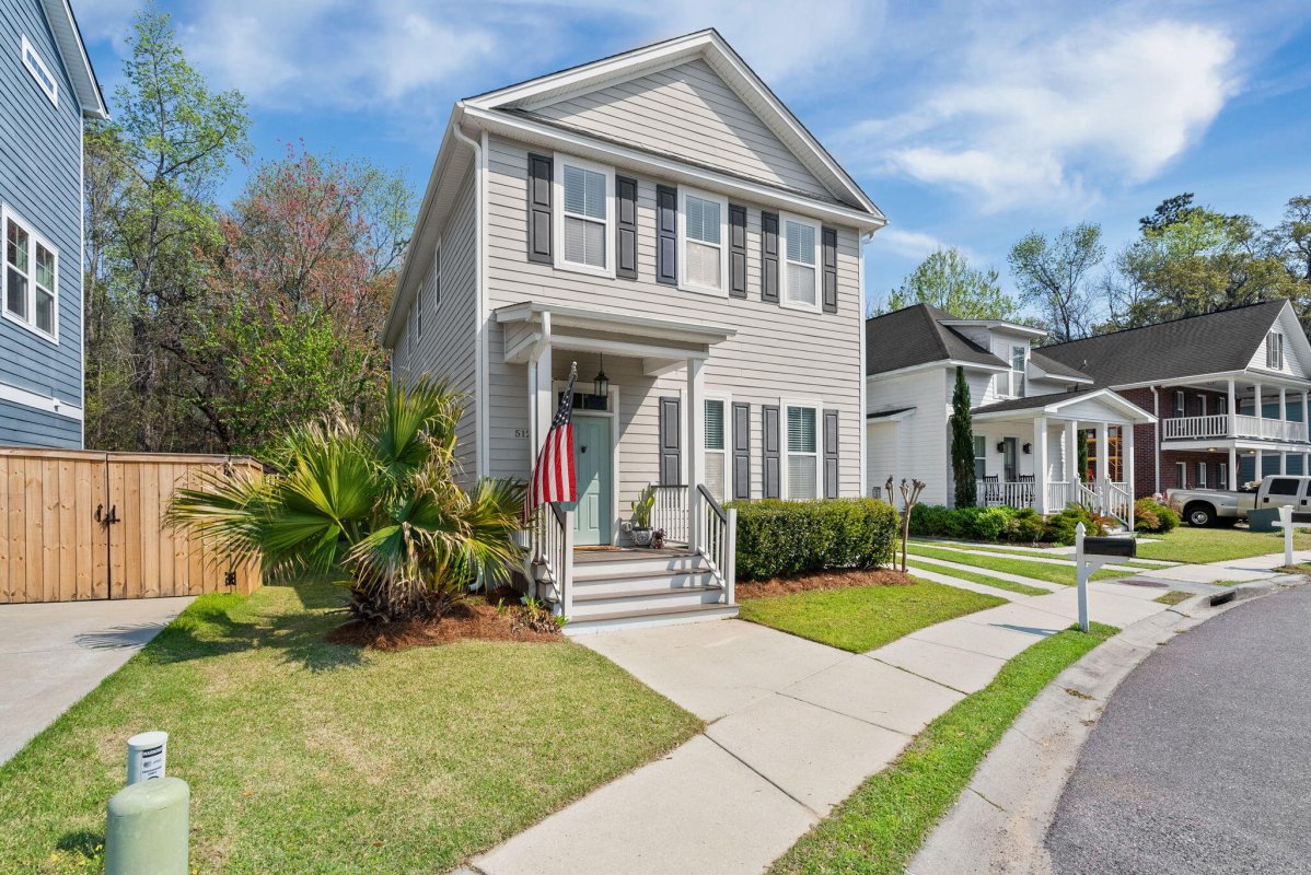 5122 Hyde Park Village Lane