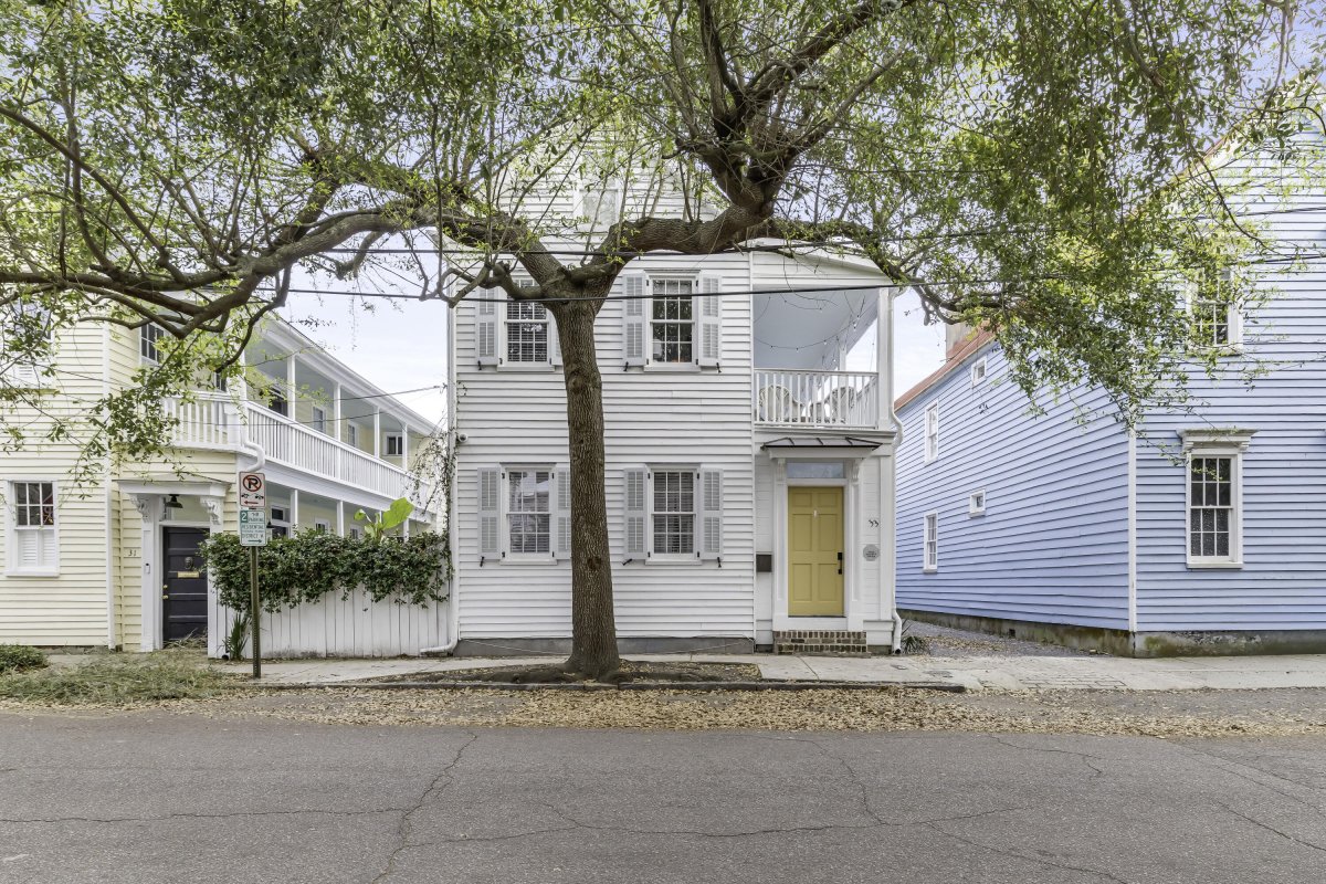 33 Bogard Street