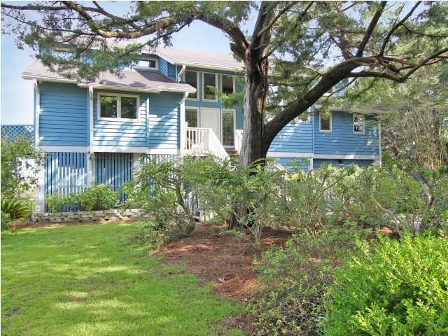 1516 Pine Island
