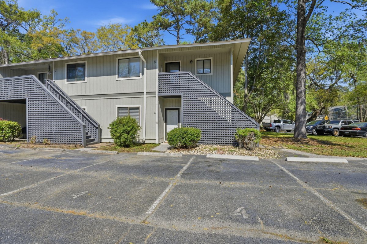 2745 Jobee Drive Unit 204