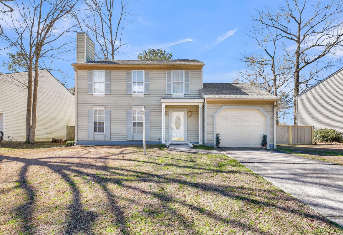 8121 Halifax Way