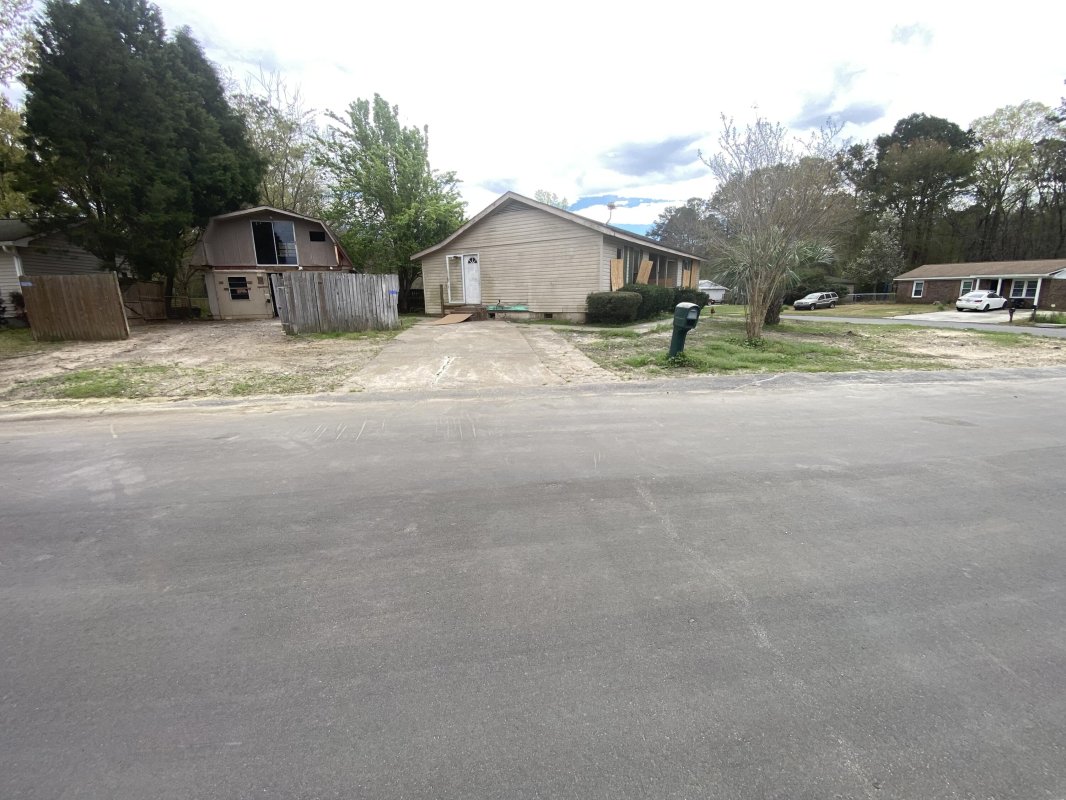 123 Red Cedar Drive