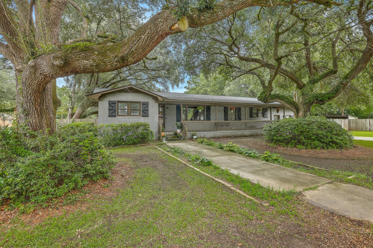 301 Morrison Drive