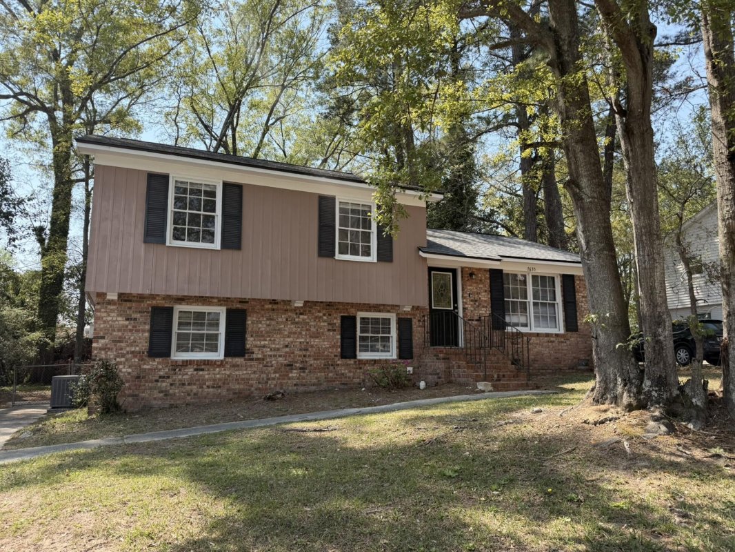 7635 Hillandale Road