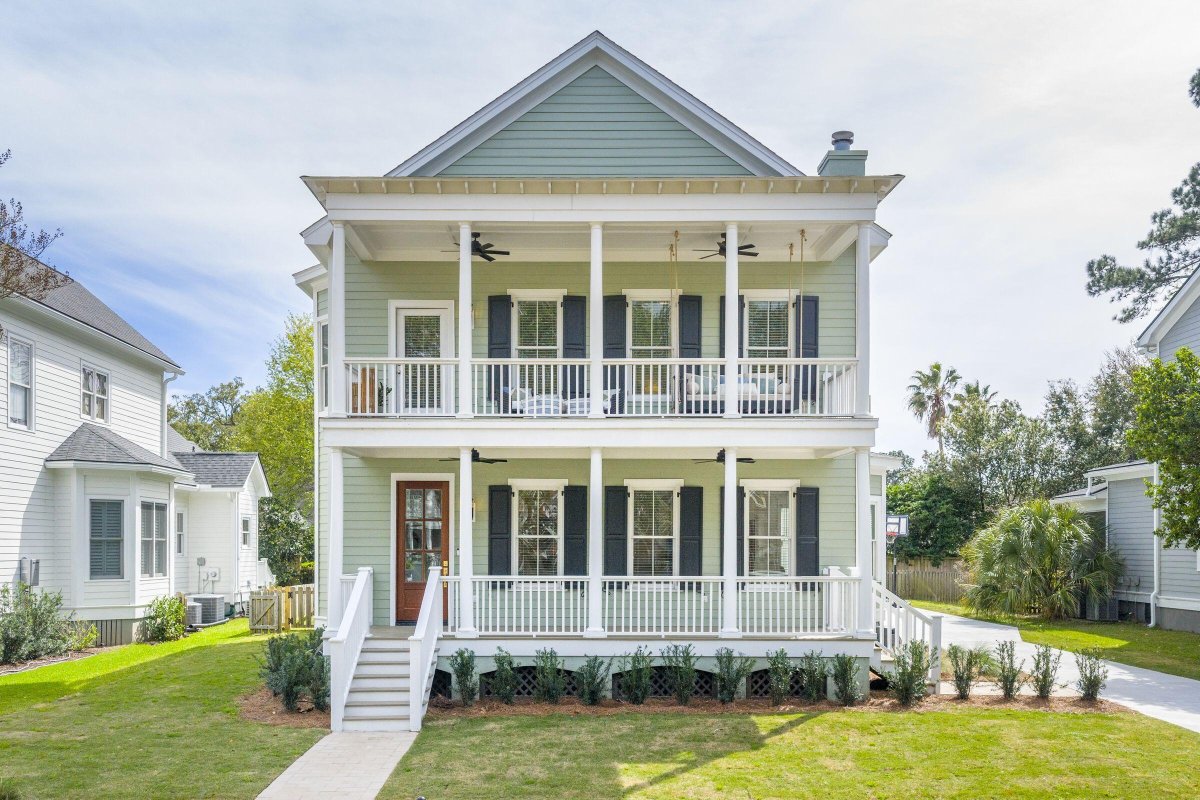 832 Tupelo Bay Drive