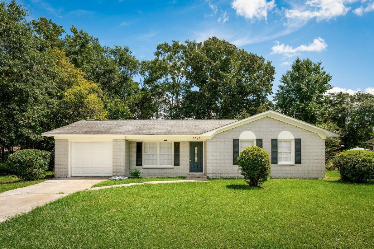 4424 Logwood Drive