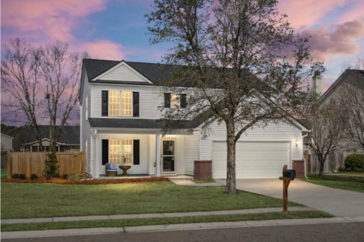 528 Holiday Drive