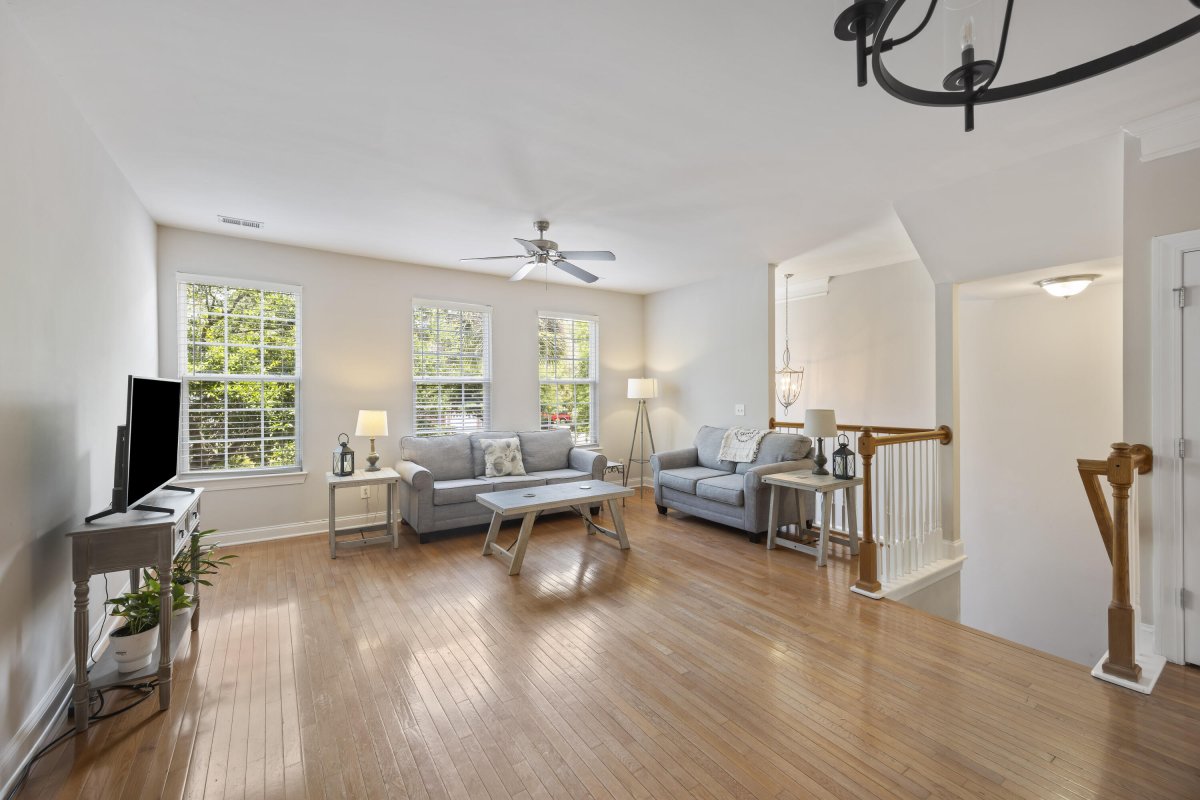 9019 Parlor Drive