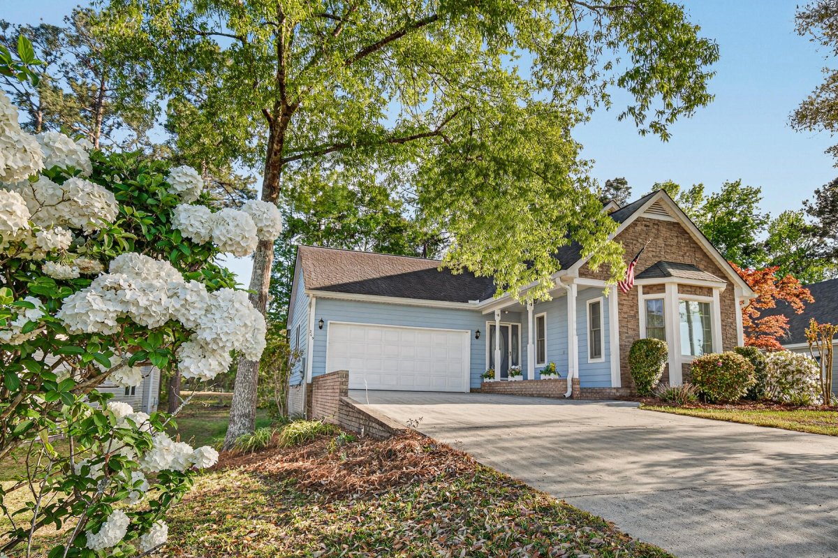 209 Myrtlewood Drive