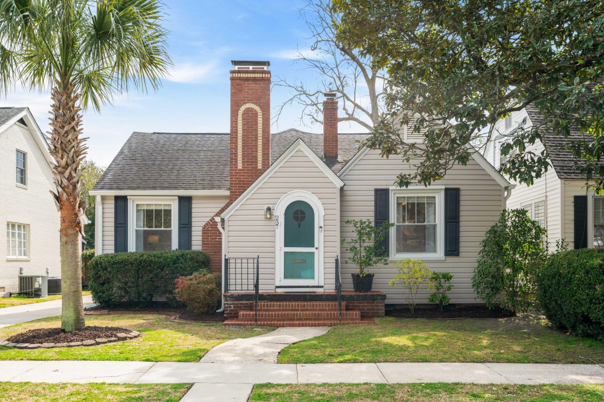 237 Gordon Street