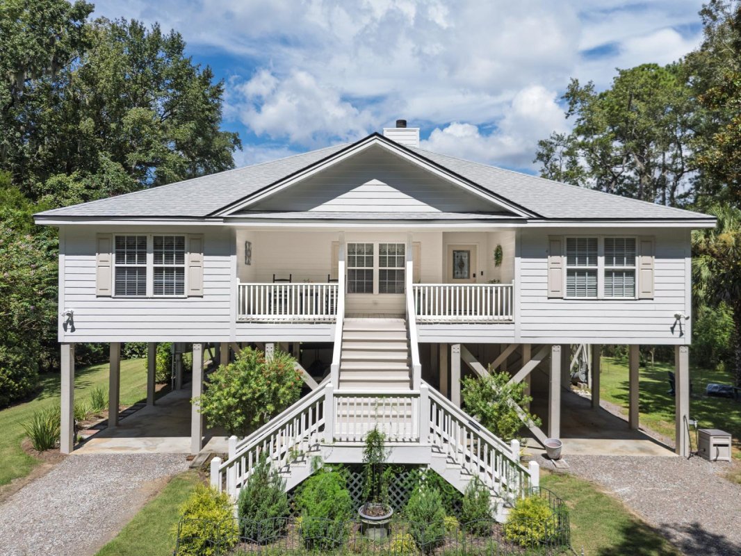 8346 Chisolm Plantation Road