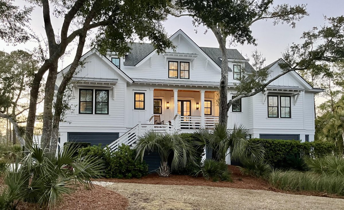 6823 Back Bay Drive