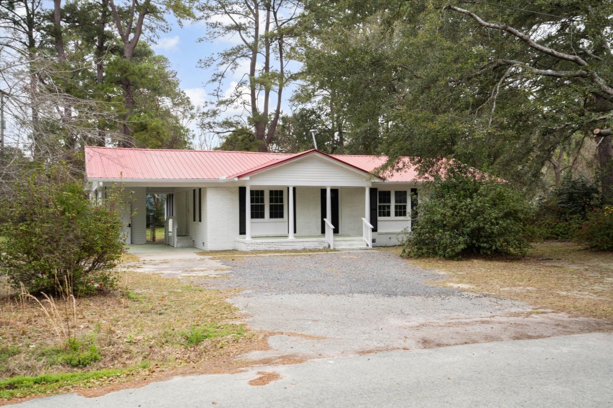 201 Hayden Street