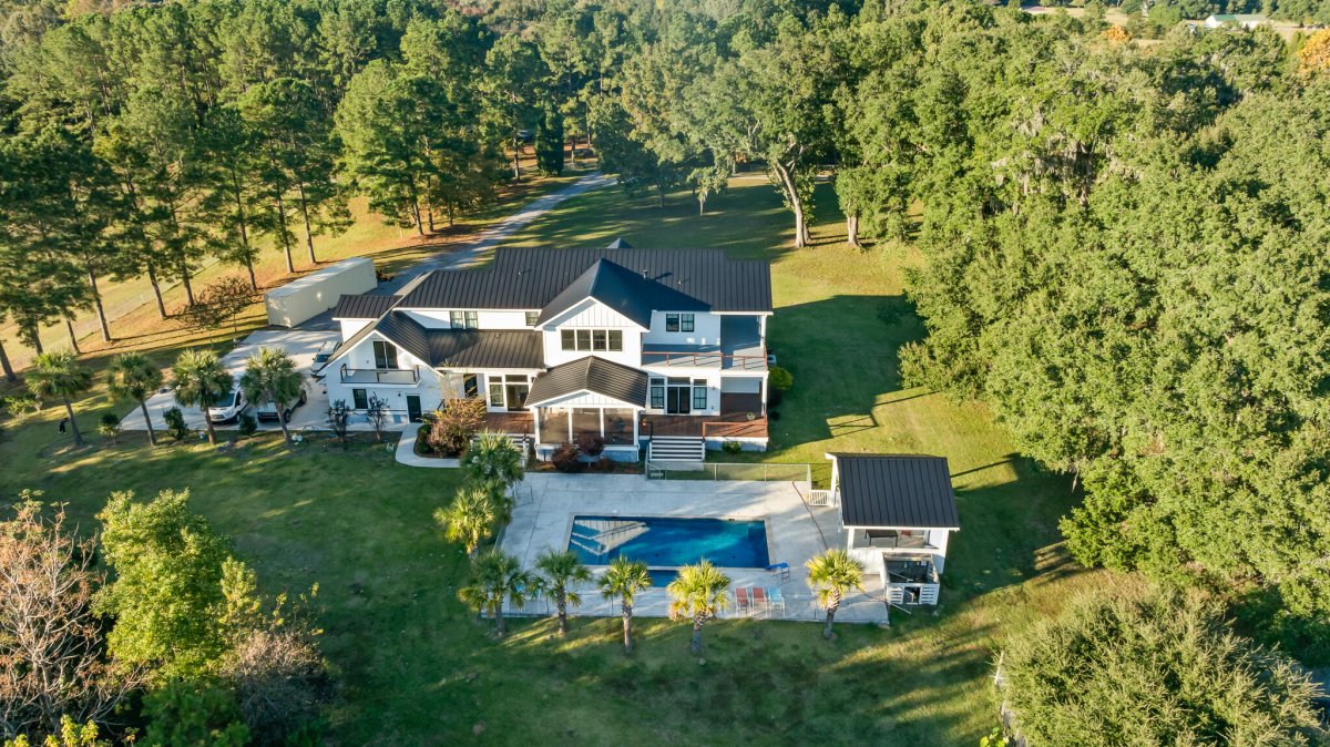 369 371 Edisto Drive