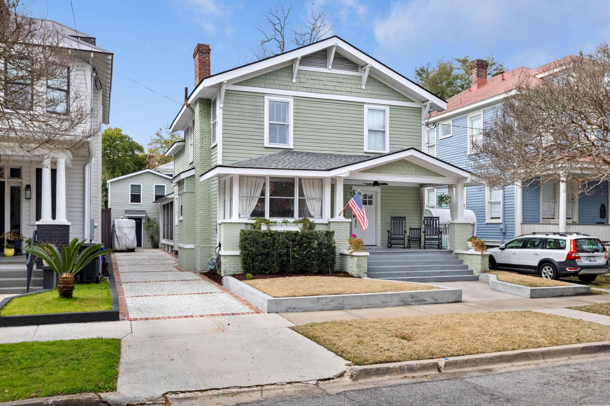 7 Glenwood Avenue