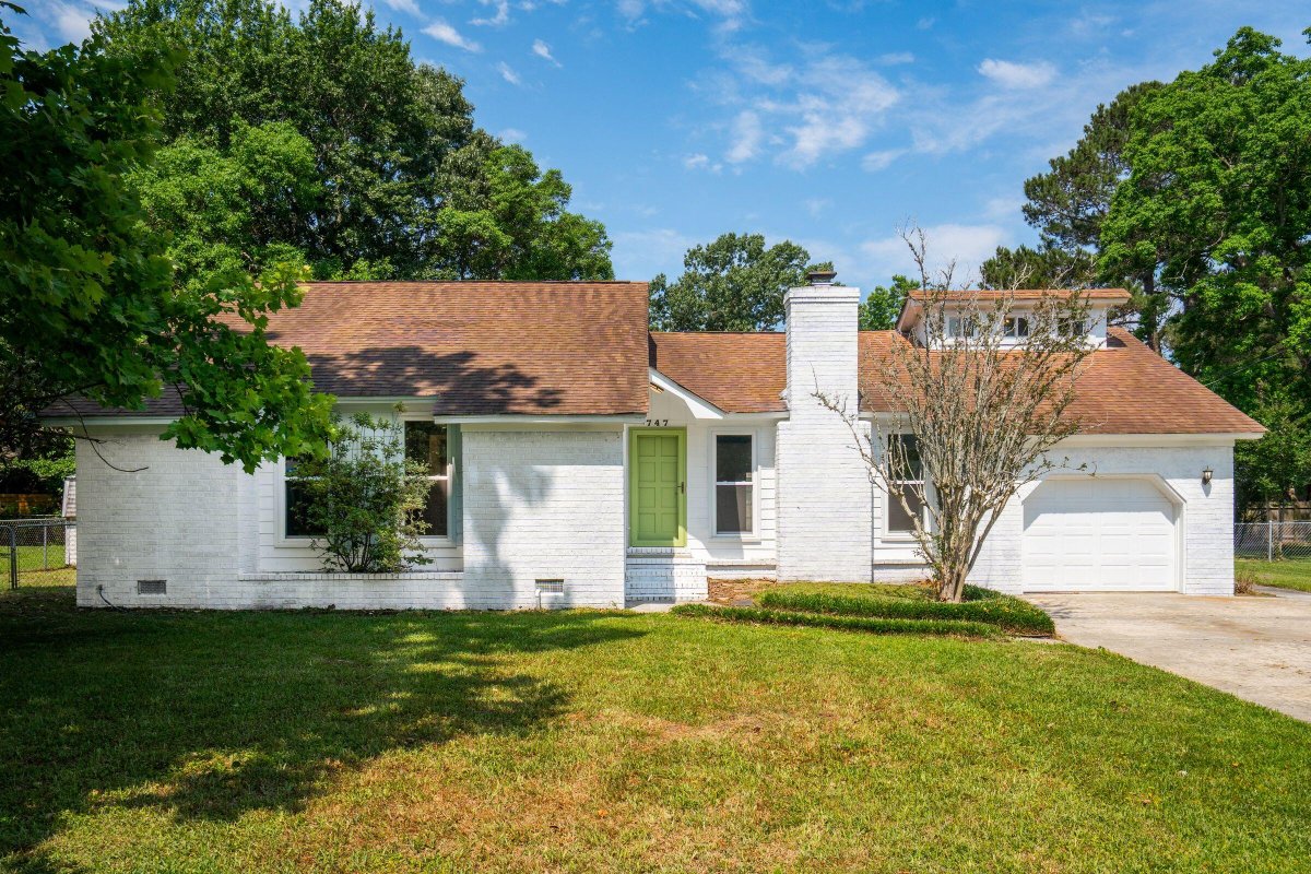 747 Brant Road