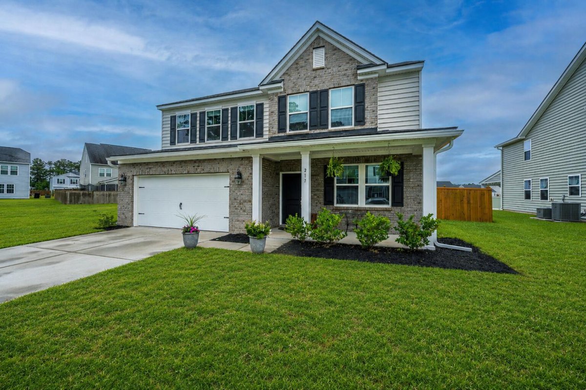 217 Squire Pope Road